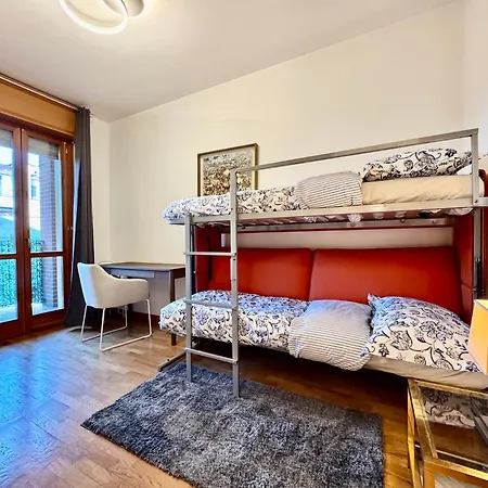 Apartmán Spacious 2-bedroom With Large Terrace *