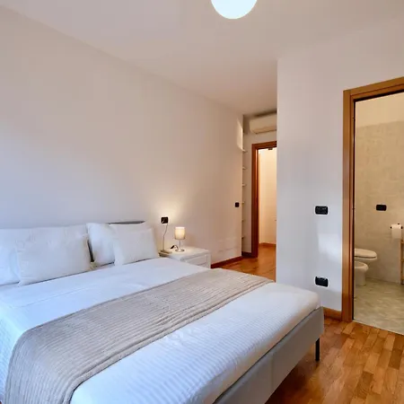 Spacious 2-bedroom With Large Terrace Appartement *