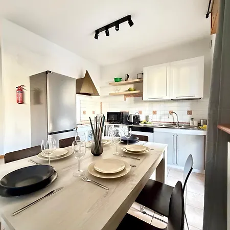 Appartement Spacious 2-bedroom With Large Terrace Milan