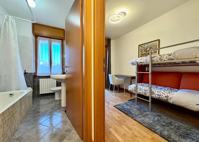 Spacious 2-bedroom With Large Terrace شقة