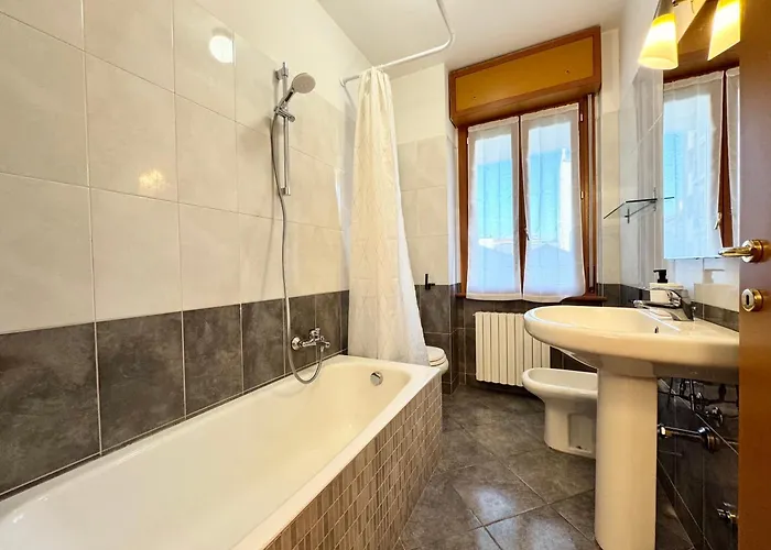 شقة Spacious 2-bedroom With Large Terrace *